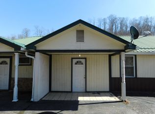 460 Hogback Rd, Hyndman, PA 15545