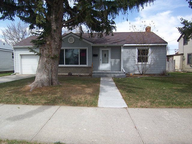 1st image of 285 E 22nd St