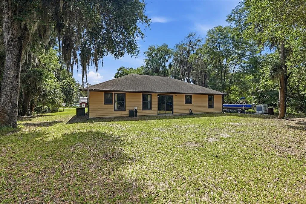 3 bed, 2.0 bath, 1632 sqft, $1,500 — Photo 3