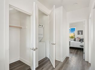 2085 Landen Ln, Santa Rosa, CA 95403