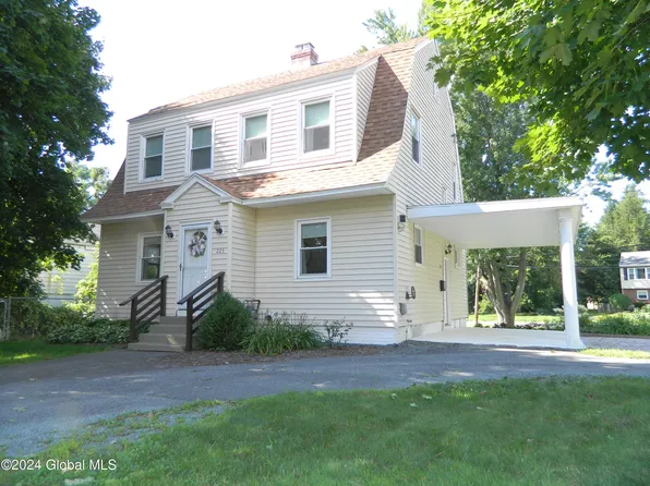 225 Hudson Ave E, Rensselaer, NY 12144