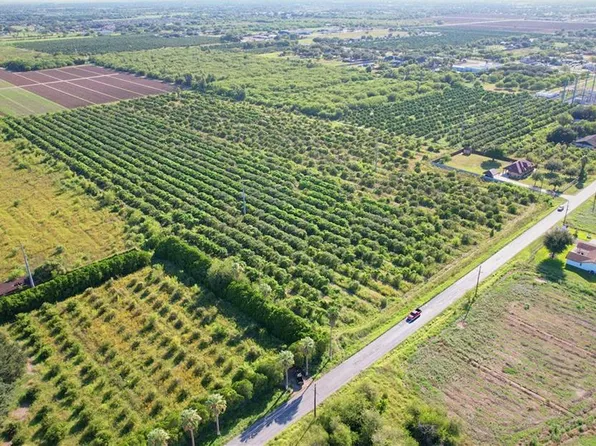 900 Minnesota Rd, Alamo, TX 78516