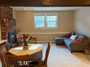 1 Sparhawk Cir #1, Stoneham, MA 02180