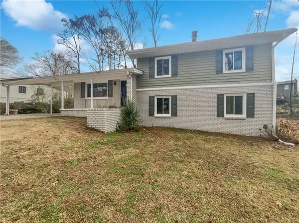 332 Hickory Acres Dr SE, Smyrna, GA 30082