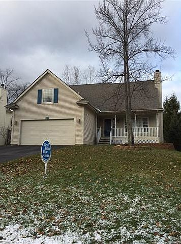 2nd image of 2571 Ravine Side Dr N