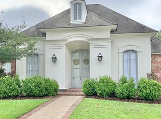 10036 Chestnut Oak Dr, Baton Rouge, LA 70809