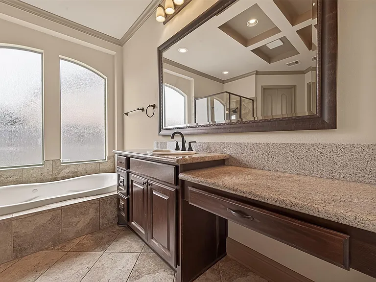 27411 Manor Falls Ln — Photo 29
