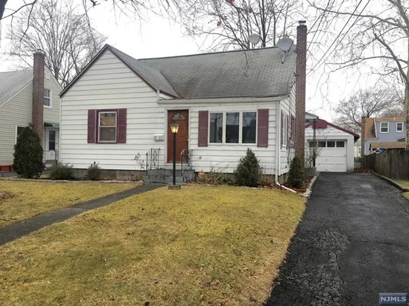10-27 2nd St #1X, Fair Lawn, NJ 07410
