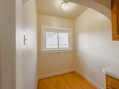464 Shasta Dr — Photo 15