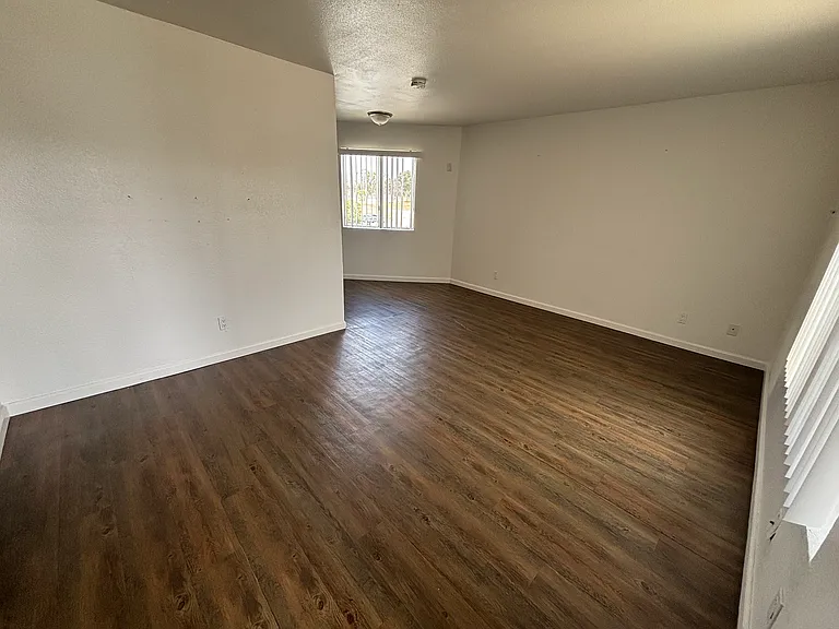 2583 Ulric St #4 — Photo 11