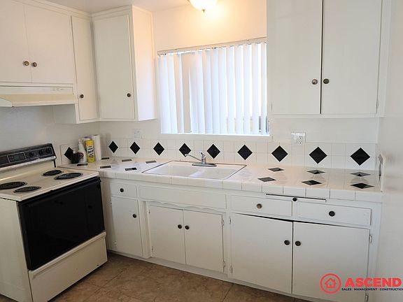 4th image of 530 Oregon St APT 8