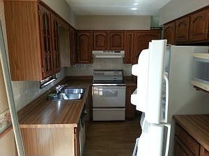 3rd image of 2901 W Henley Dr
