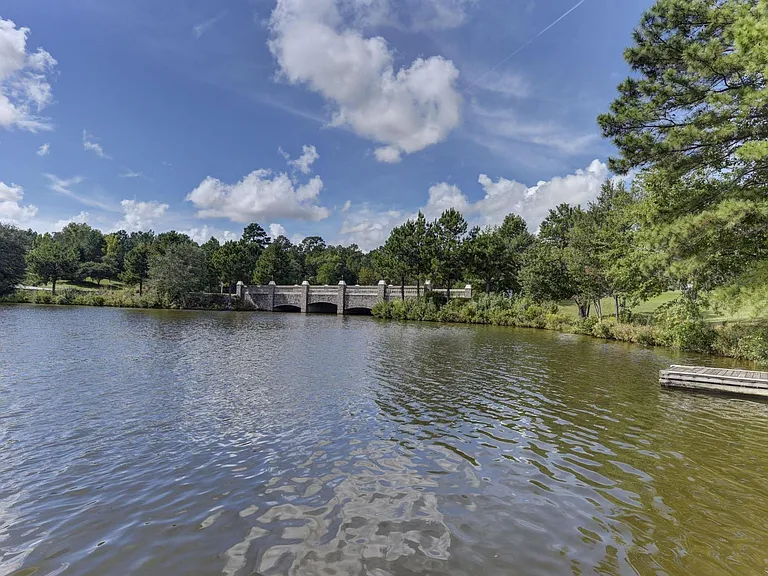 126 Baysdale Dr — Photo 34