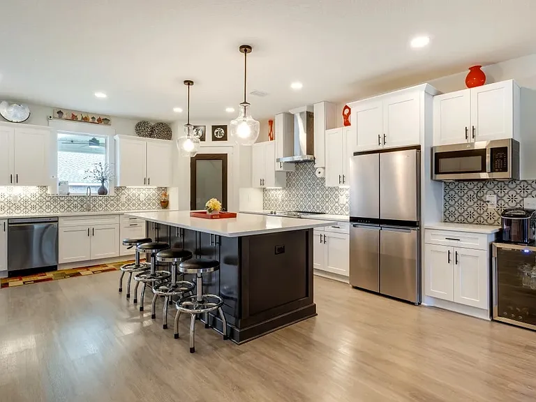 5487 Dallas Ct — Photo 3