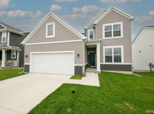 2153 Dabate Dr, Howell, MI 48843