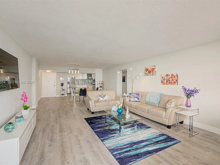 3725 S Ocean Dr #601 — Photo 8