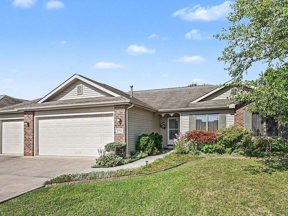 1st image of 2151 Highlander Dr