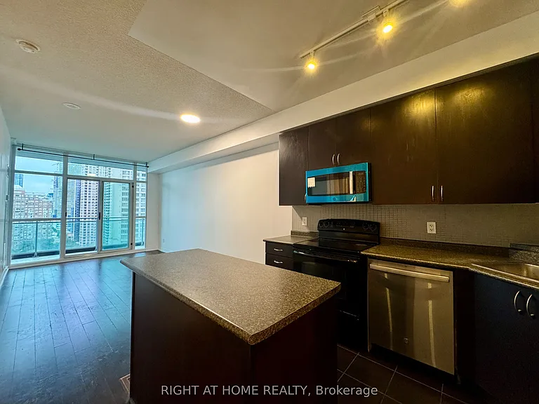 223 Webb Dr #1710 — Photo 7