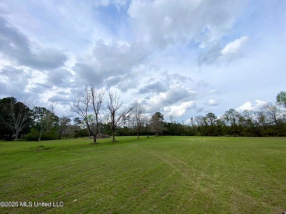 2nd image of 118 Henleyfield McNeil Rd