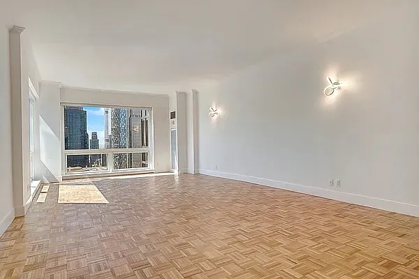 Rented by PocketBroker Inc | media 3