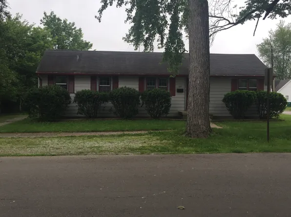 319 W Brown St, Knightstown, IN 46148