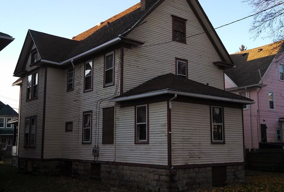 2nd image of 68 Clifford Ave