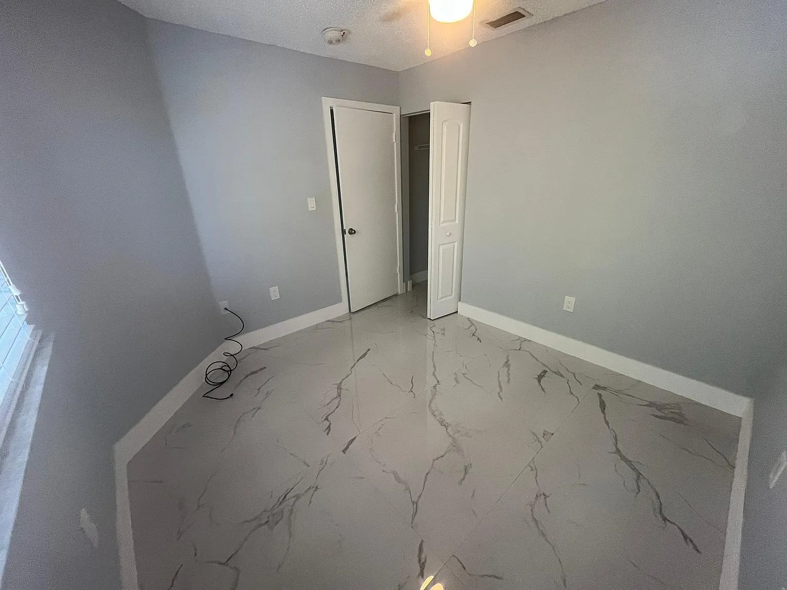 3 bed, 2.5 bath, 1320 sqft, $2,800 — Photo 2