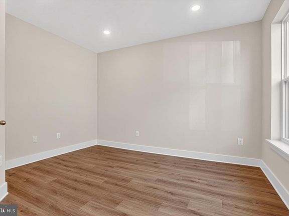 3rd image of 2716 Light St