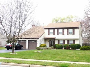 6 Regal Rd, Manalapan, NJ 07726