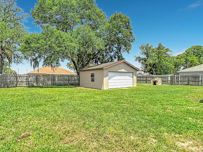 3255 Amherst Ave — Photo 53
