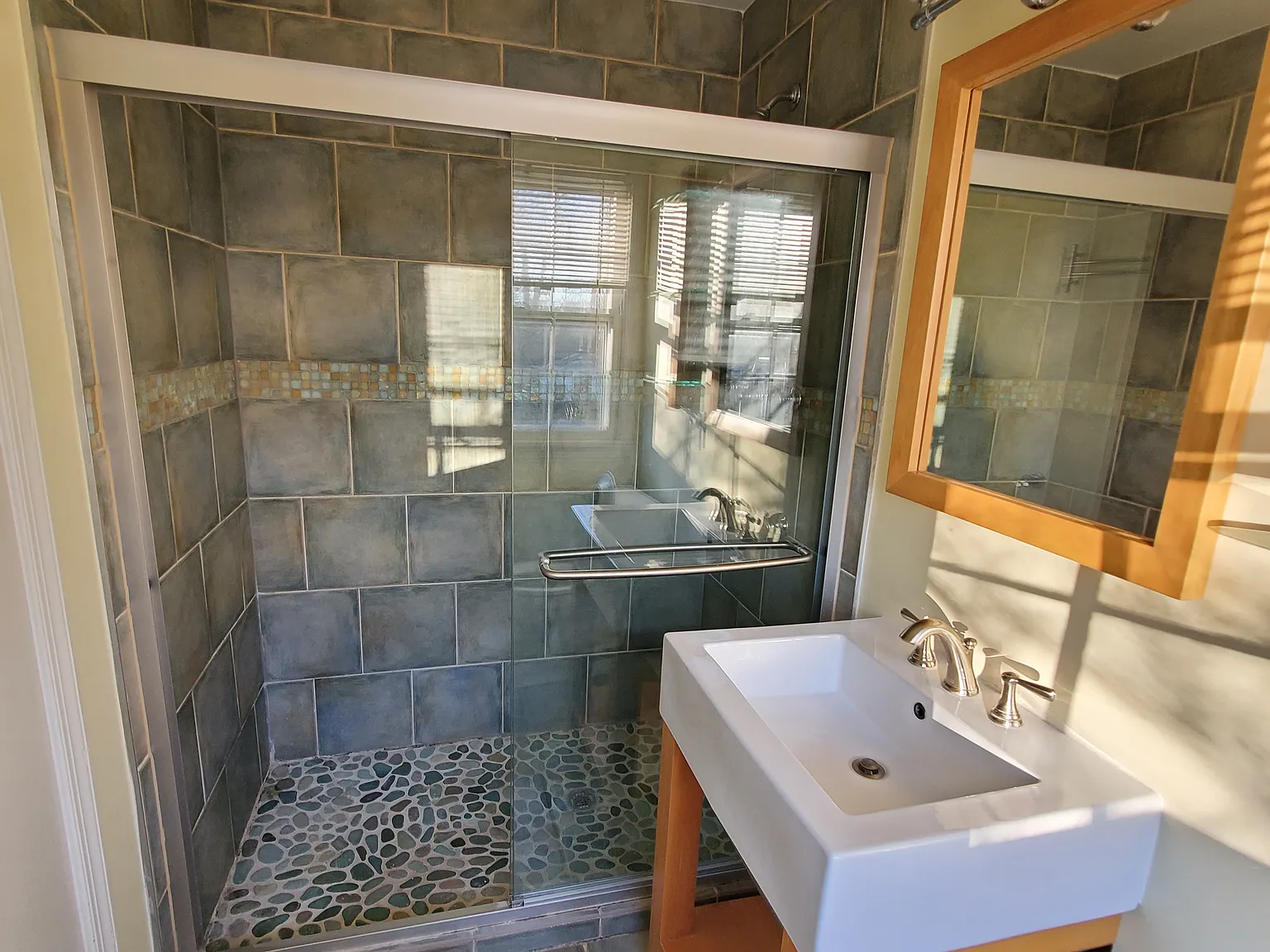 1 bed, 1882 sqft, $950 — Photo 3