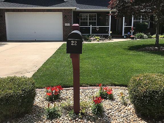 4th image of 22 Sunny Dale Ct