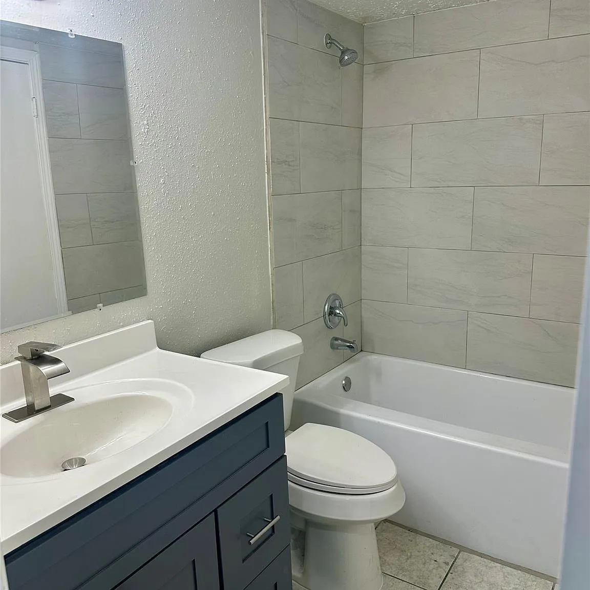 2 bed, 2.0 bath, 1376 sqft, $1,100 — Photo 4