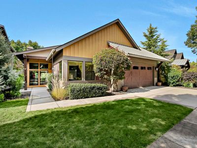 1257 E Lone Shore Dr, Eagle, ID, 83616