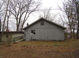 11612 Alling Rd, Plainwell, MI 49080