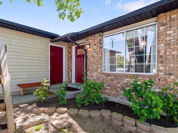 5th image of 3611 W Christy Hill Way