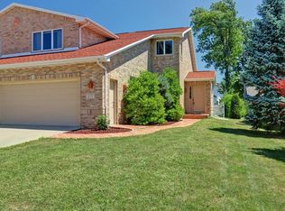 625 Thelosen Dr, Kimberly, WI 54136