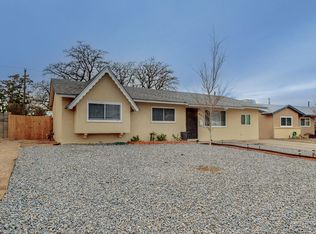 411 Mankin St NE, Albuquerque, NM 87123