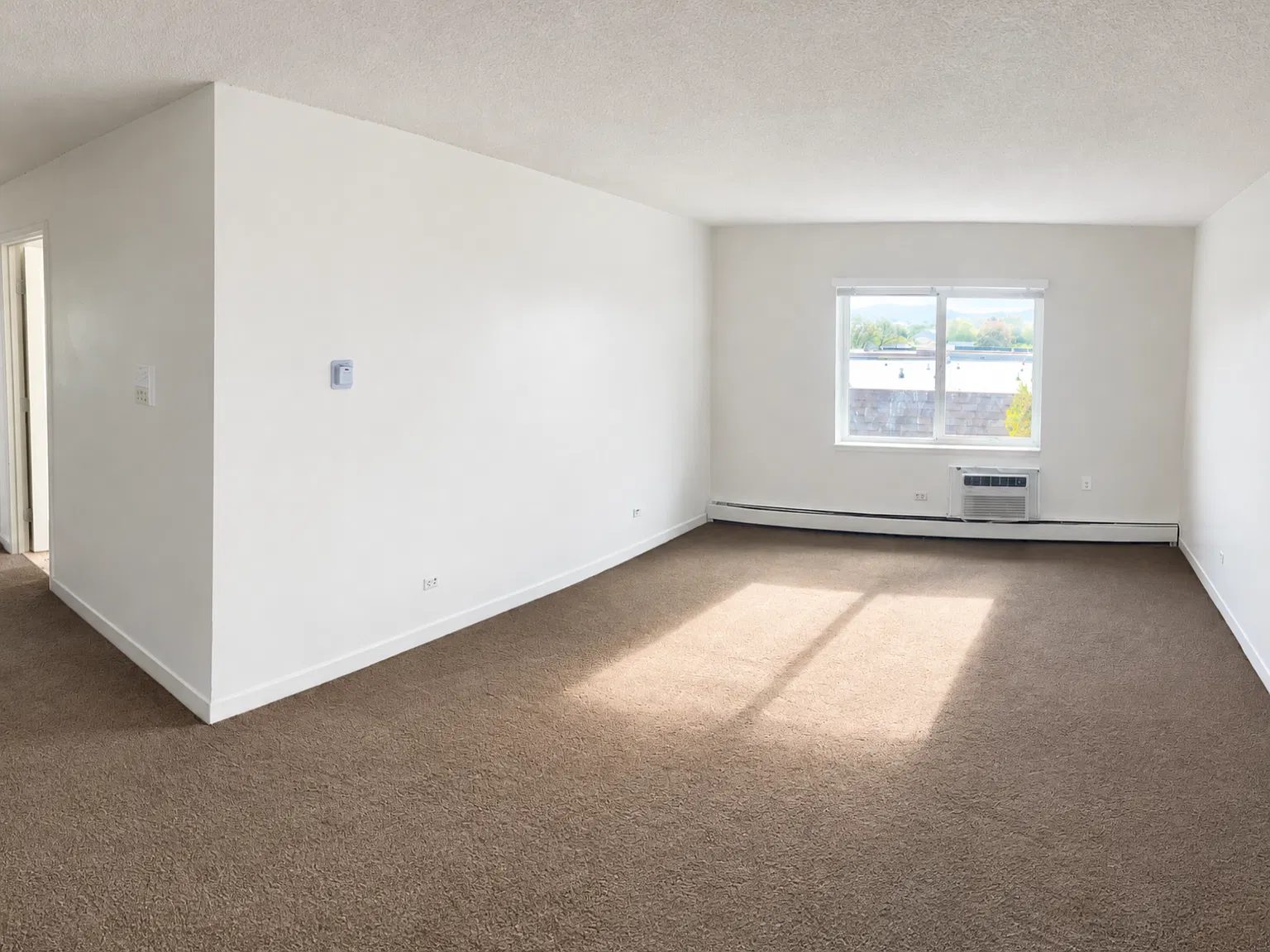 707 W 96th Ave — Photo 3