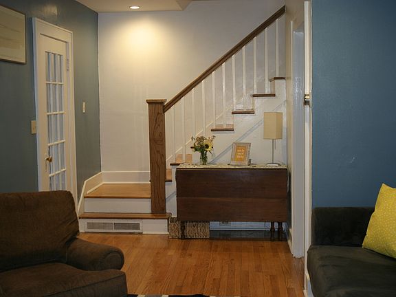 3rd image of 309 Cornwall Dr