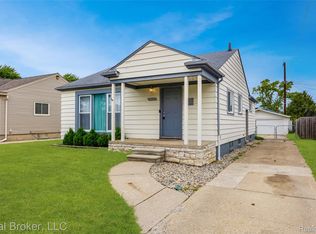 29454 Barton St, Garden City, MI 48135