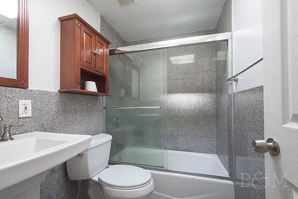 Rented by Brick&Mortar | media 15