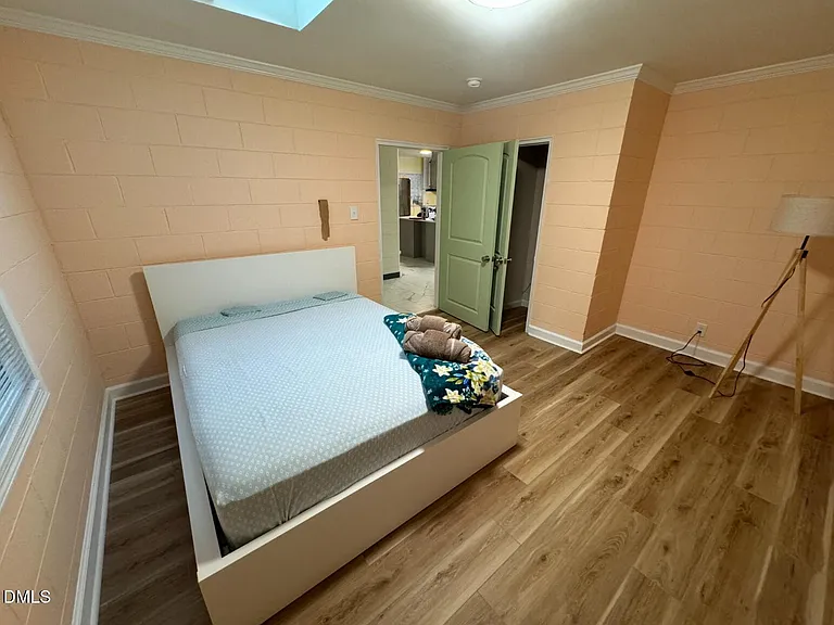 1305 Lynn Rd — Photo 12