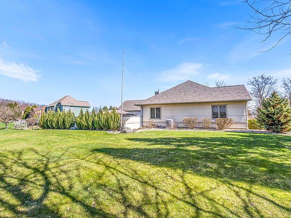 2nd image of 193 Minges Hills Dr