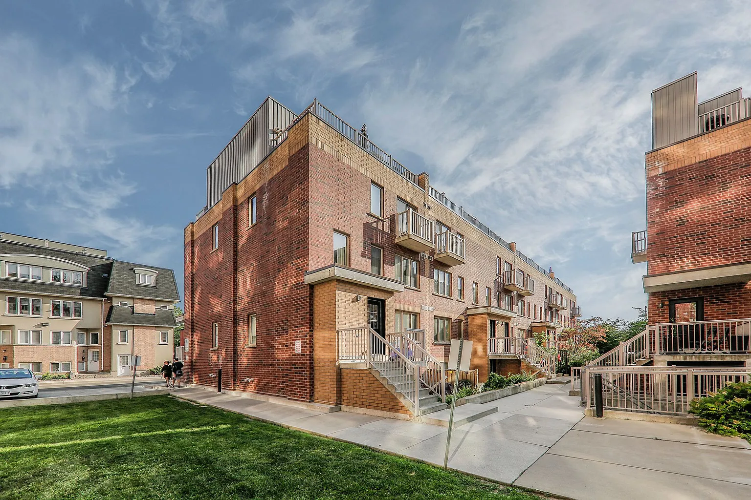 207 Ruttan St #132 photo 1