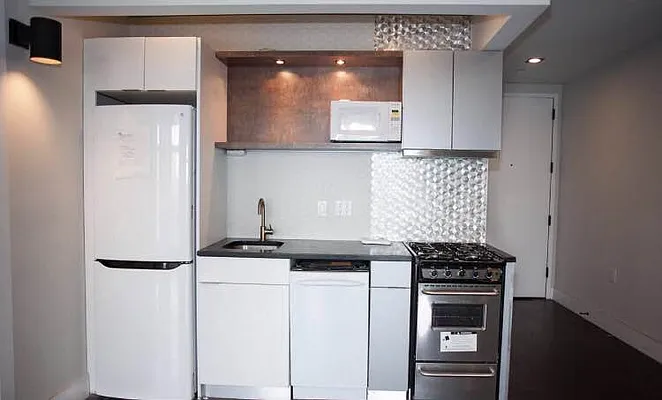 Rented by Brooklyn Group | media 10