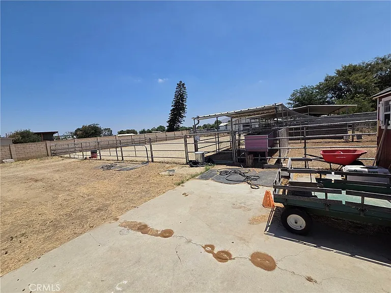 3697 Sierra Ave — Photo 21