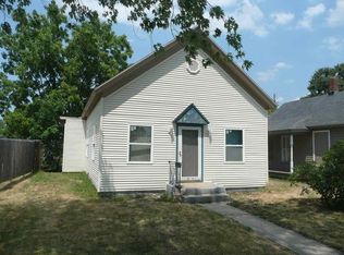 915 Cedar St, South Bend, IN 46617