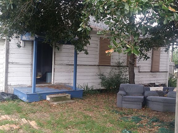 2nd image of 1302 Marine Dr