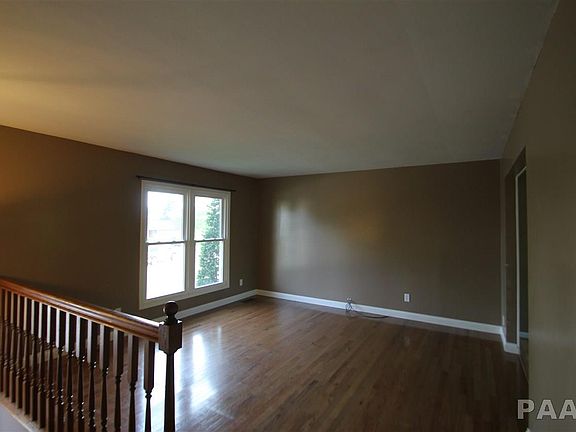 3rd image of 5125 W Timbervue Ct
